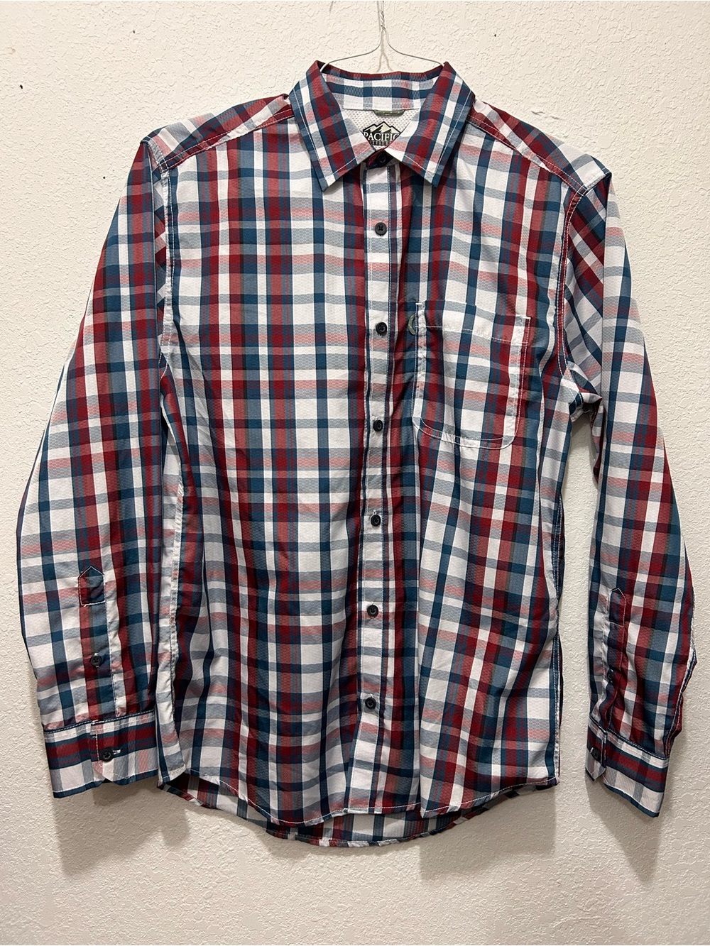 Pacific Trail Men's Plaid Button Down Shirt Red White Blue Long Sleeve Size S